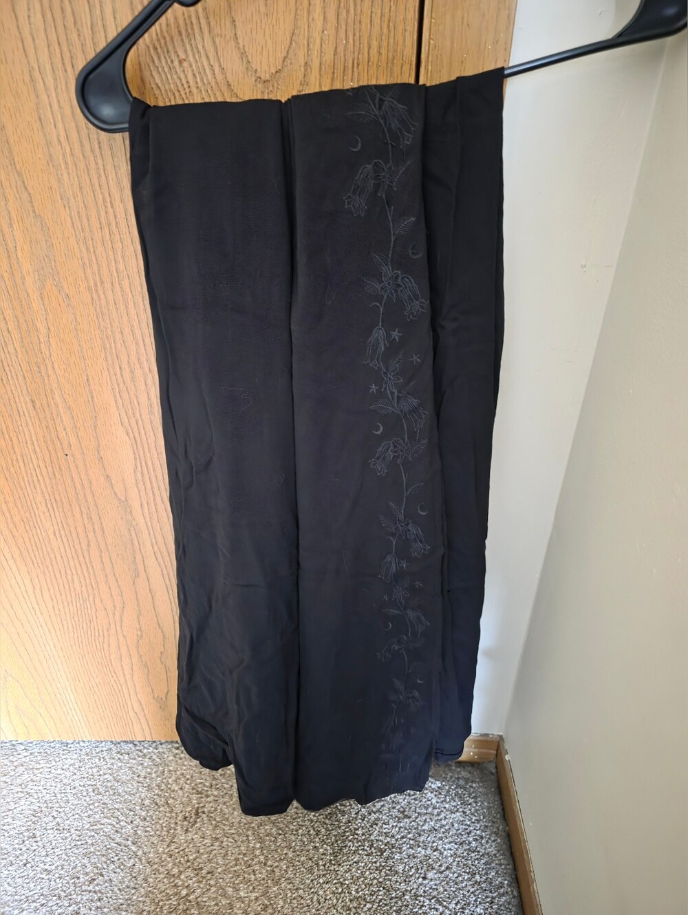 NWT Torrid Nightfall Maxi Skirt with Embroidery and Side Split Size 6